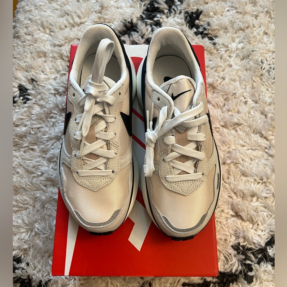 Nike Phoenix Waffle Sneakers